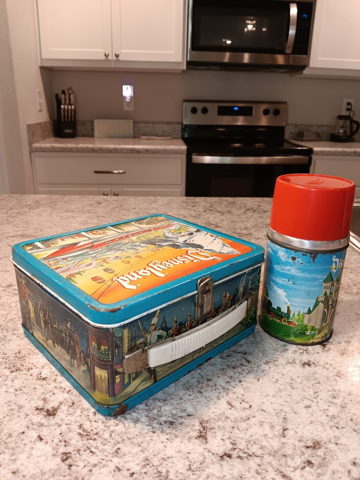 1960 Disneyland Monorail Lunch Box & Thermos * Vintage * Lunchbox tin