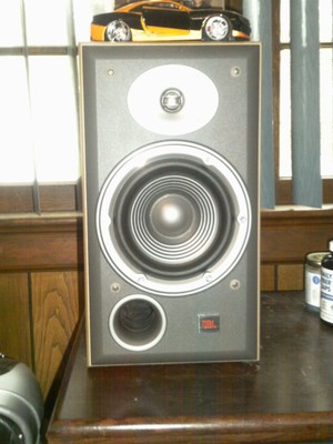 jbl e30 speakers