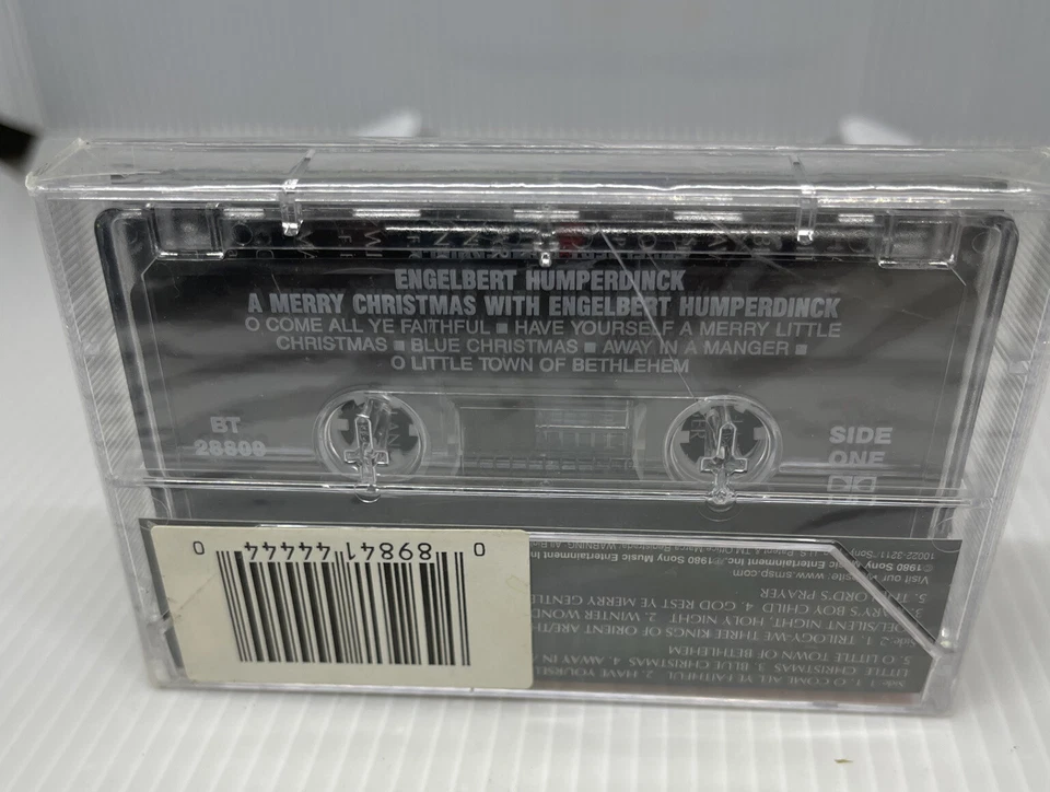 A Merry Christmas with Engelbert Humperdinck - Cassette Tape Sealed - Image 2 of 2