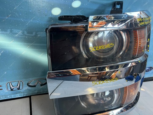 2015 2016 2017 2018 2019 CHEVROLET SILVERADO 2500 3500 DRIVER SIDE HEADLIGHT OEM - Picture 6 of 12