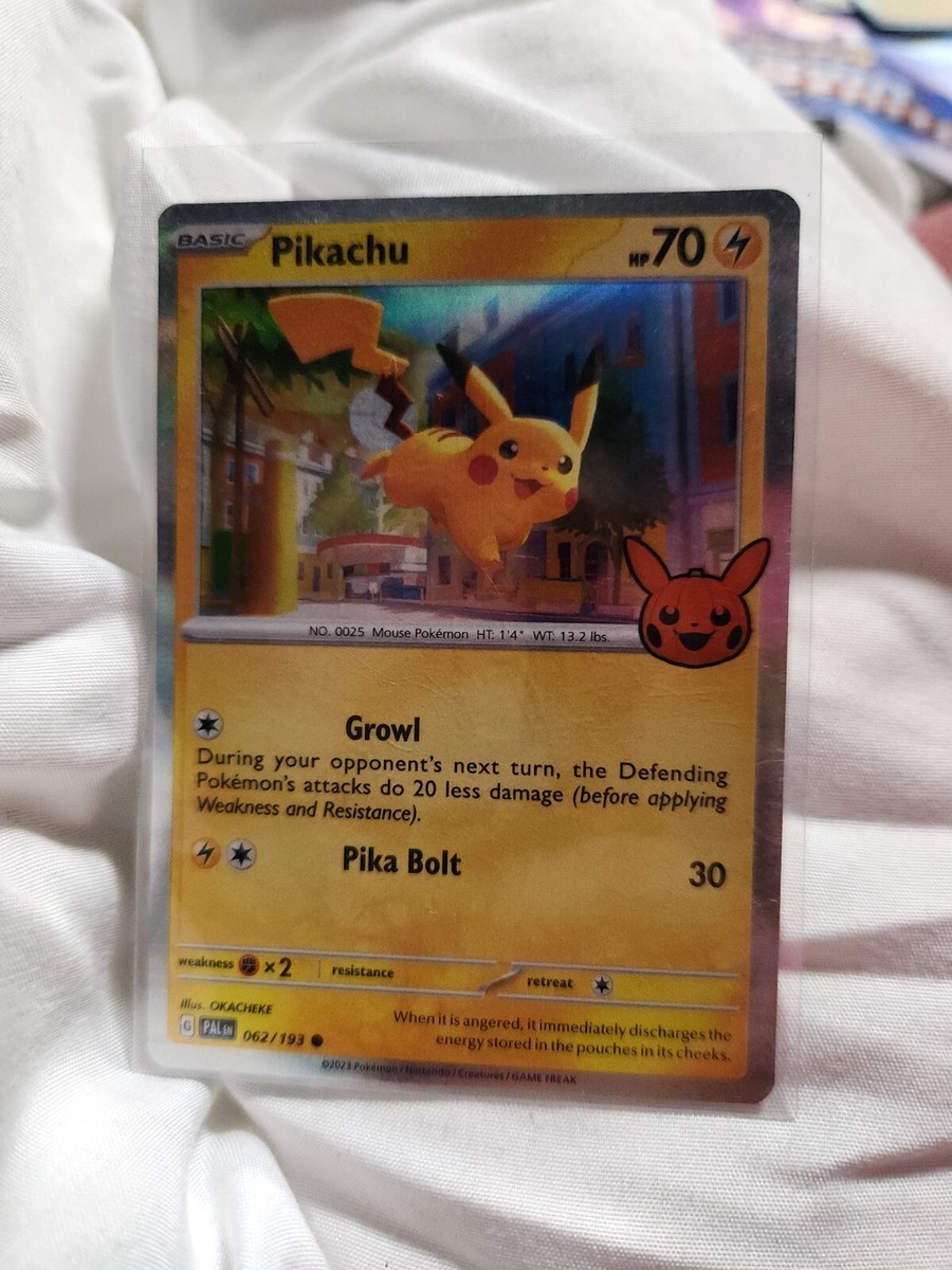 Pikachu - 062/193 - Trick Or Trade - Halloween Holo - Pokémon TCG