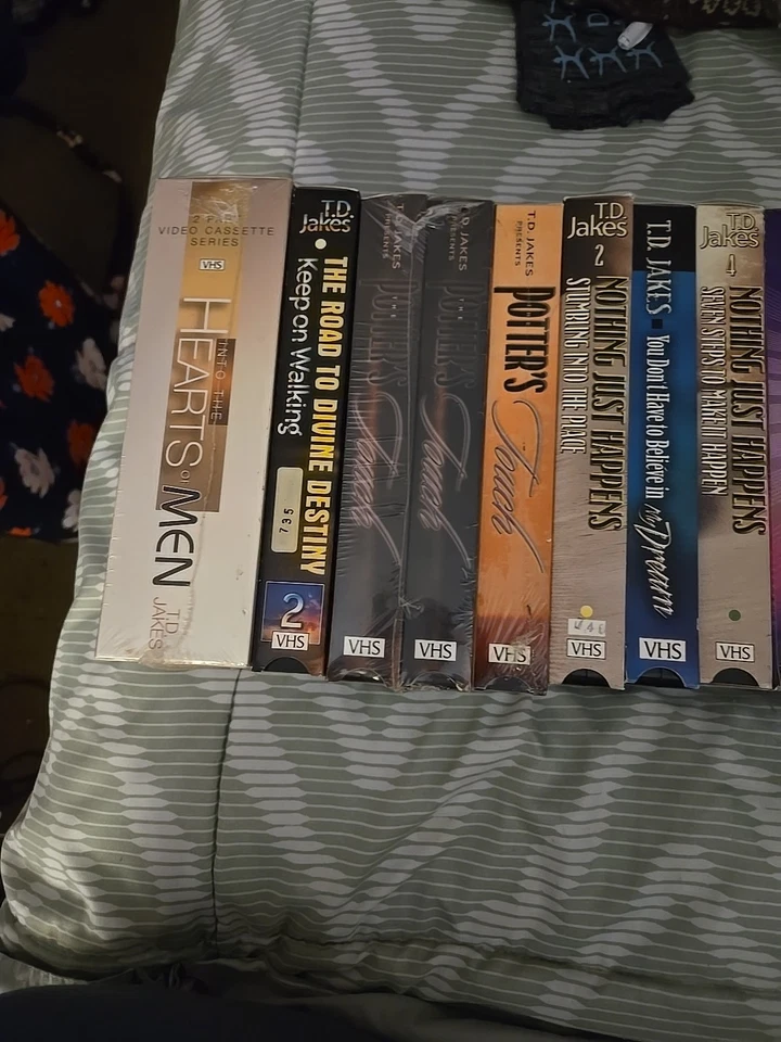 TD Jakes 13 VHS Tapes T.D. Jake's Multiple VHS Tapes - Image 2 of 3