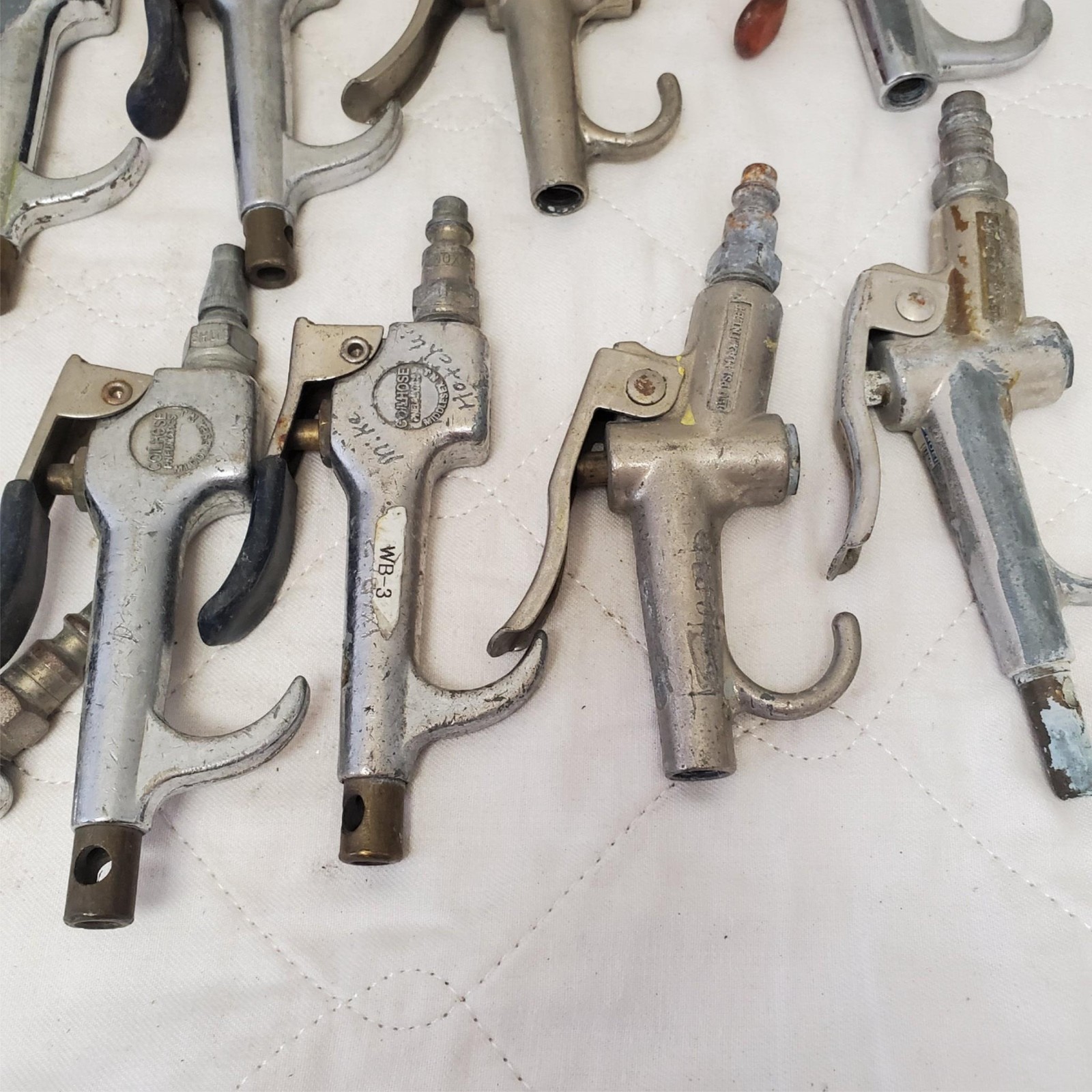 Lot of 25 Coilhose & Various Pneumatics Air Blow Gun Lot 686