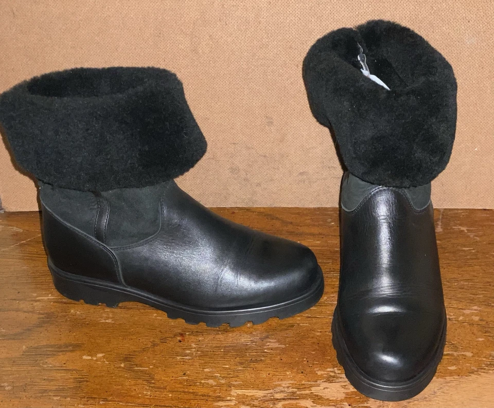 La Canadienne Size 7.5M Women’s Black Leather Shearling Lined Winter Warm Boots - Image 3 of 4