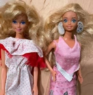 Set of 2 blonde  Vintage 1990’s  Barbies, outfits