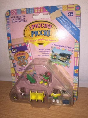 Vivid Imaginations Teeny Weeny Families Itsy Bitsy BEARS FAMILY MOC, 1995