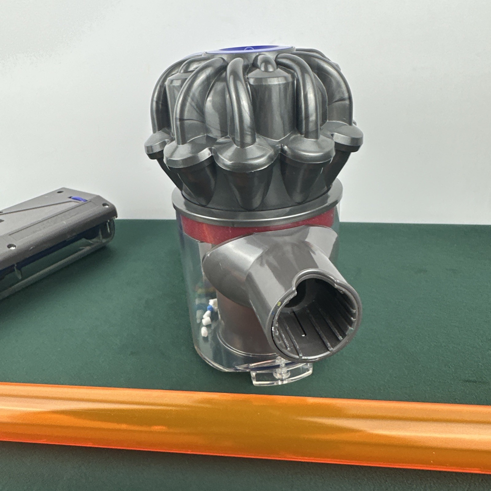 Kids Casdon Dyson Cord Free Handheld Toy Vacuum Cleaner 687-68799 Preowned Works