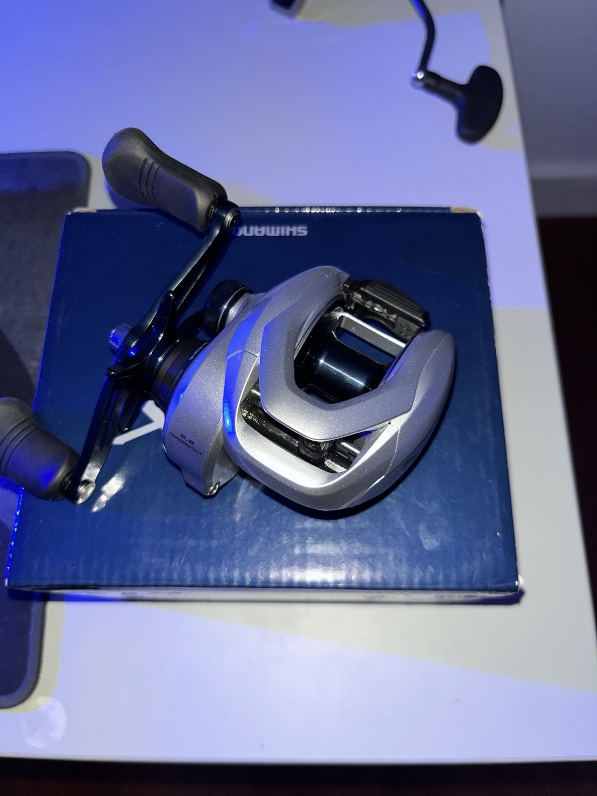 Shimano Tranx 300 B 5.8:1 Right Hand Casting Reel