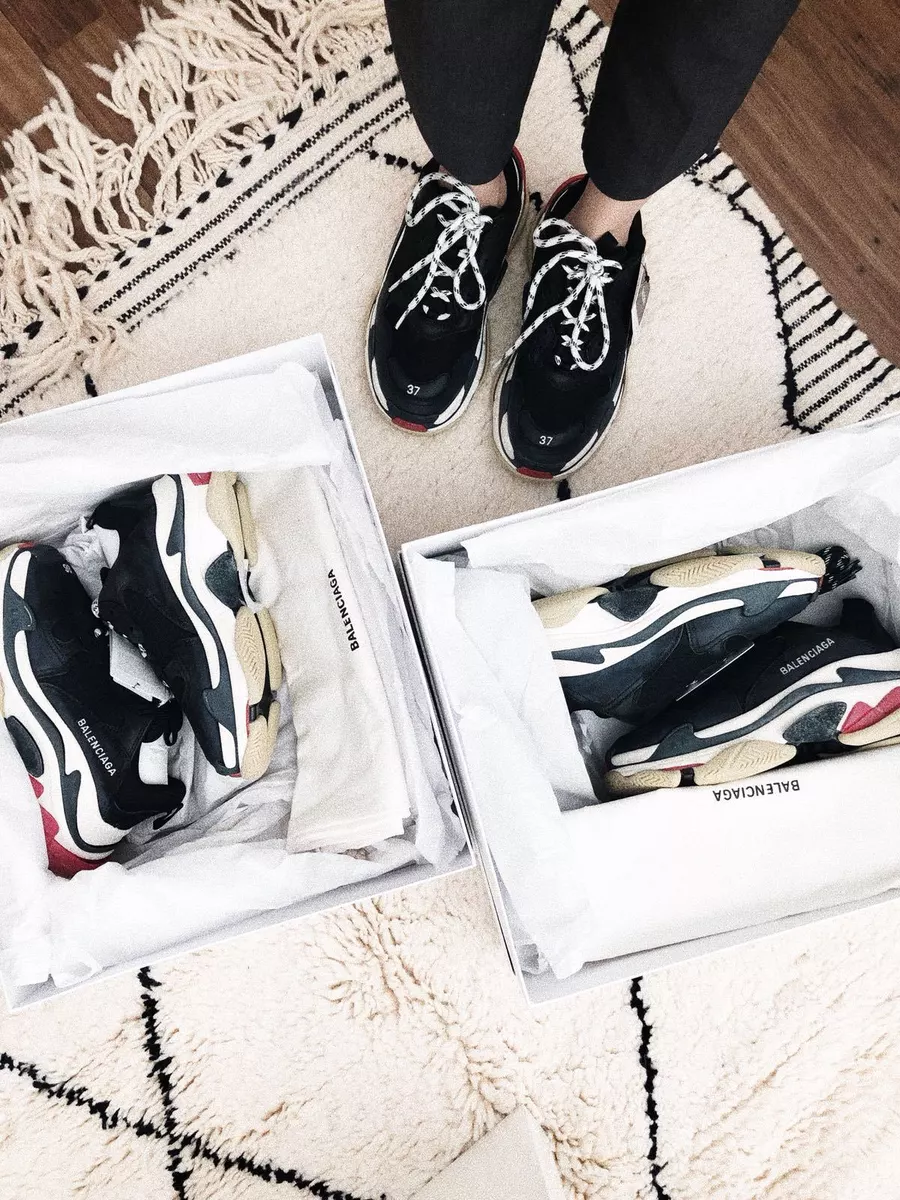 BALENCIAGA TRIPLE S BLACK / WHITE / RED BRED SNEAKERS EU 35, 36, 37, 38,  39, 40