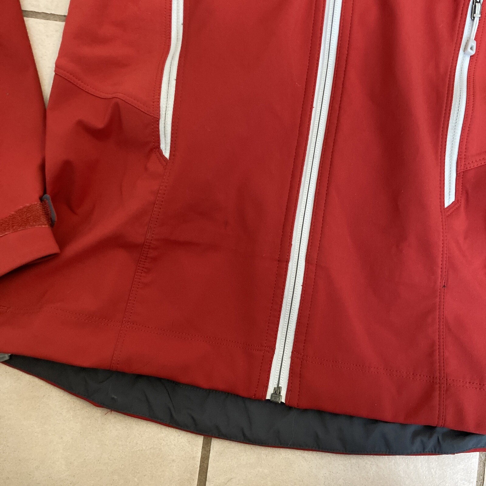 Patagonia Dimensions Softshell Windstopper Hooded… - image 7