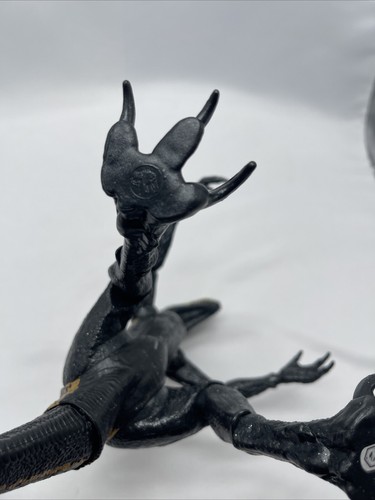 Jurassic Park World Indoraptor Mattel 16" Figure Black & Gold Dinosaur JP - Picture 8 of 9