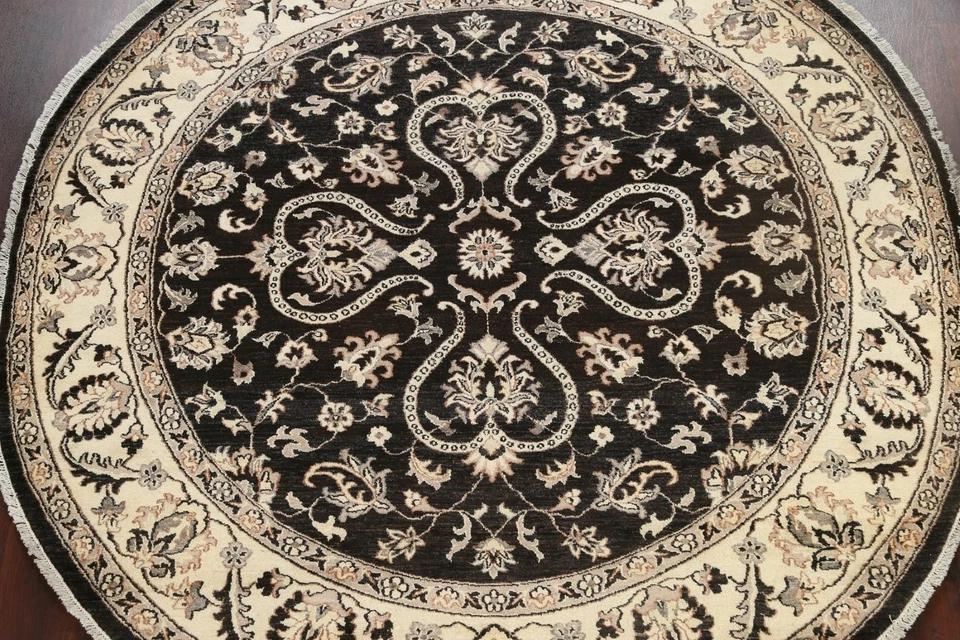 Alfombra oriental redonda de lana anudada a mano con tinte vegetal Oushak-Chobi 9x9 Foto 3 de 4