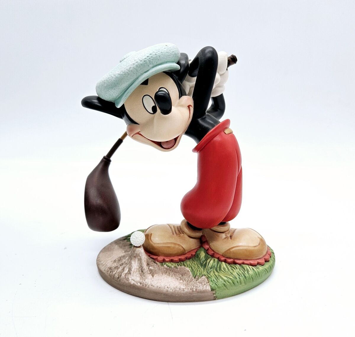 WDCC Disney Mickey Mouse Golf Figurine Canine Caddy Golfing WDCC Disney Mickey Mouse Golf Figurine Canine Caddy Golfing