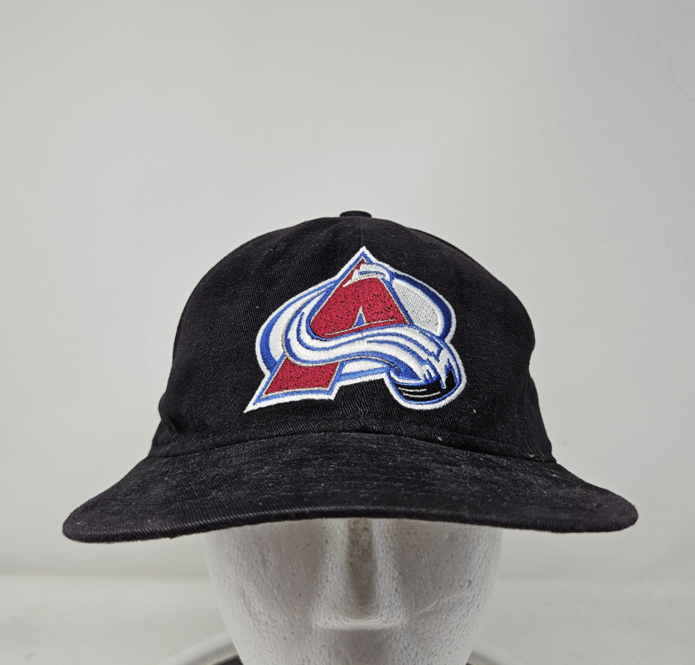 Vintage Colorado Avalanche Hat Cap Strap Back One Size NHL Hockey New Era 90s