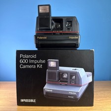 Fotocamera istantanea Polaroid 600 Impulse con scatola Impossible