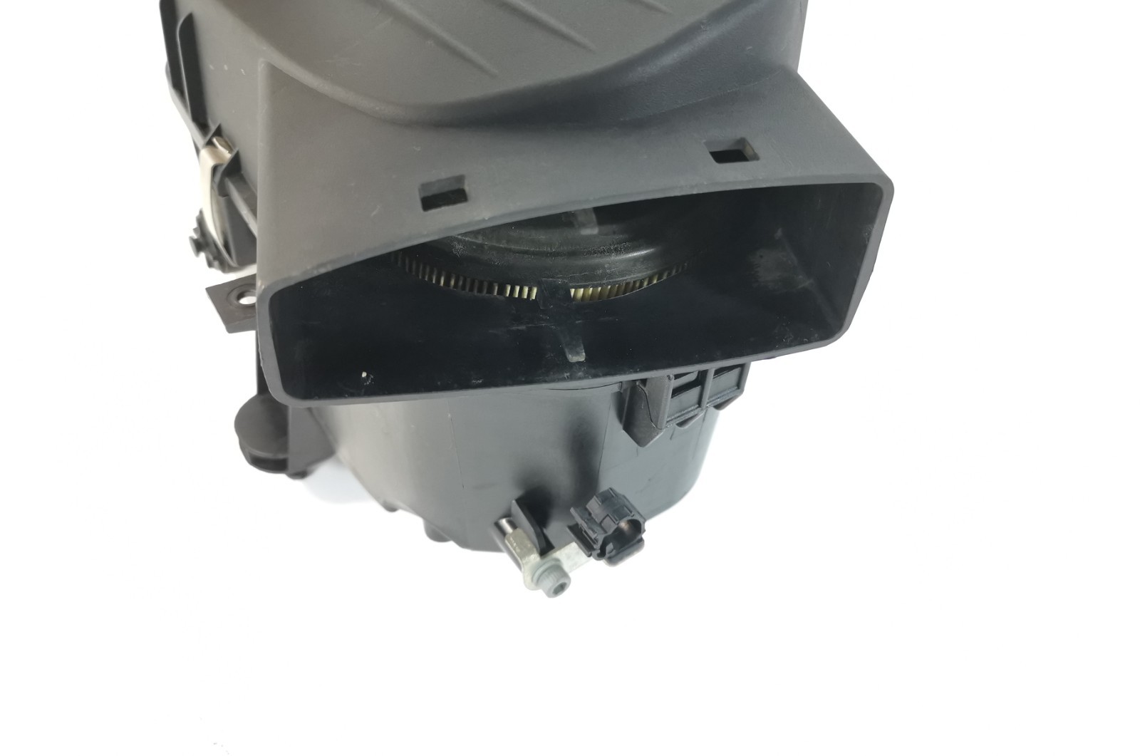 Maserati Ghibli RWD 2017 3.0 L Auto Engine Right Side Air Filter Box 670001543