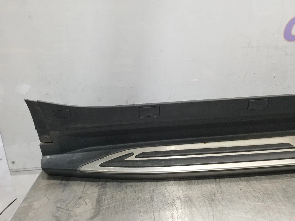 22 2022 LEXUS RX350L RUNNING BOARD RIGHT PASSENGER - Image 3 of 4