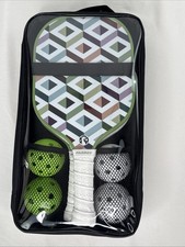 2 PC Parrot 16mm Pickleball Paddles With Carrying Case  4 Balls