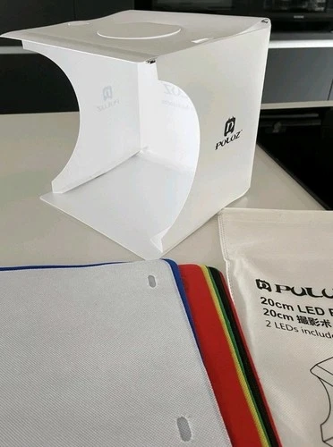 PULUZ 20cm Portable LED Photo Studio,  Light Box with 5 Coloured Backdrops