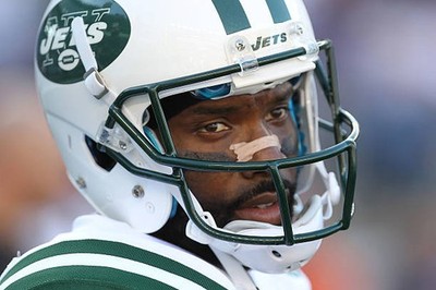 Wide receiver Derrick Mason New York Jets follows the action again- Old Photo