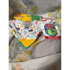 Nuby Teething Bibs 2pk NUK Orthodontic Pacifiers 6-18m 2pk Bundle BPA Free NEW