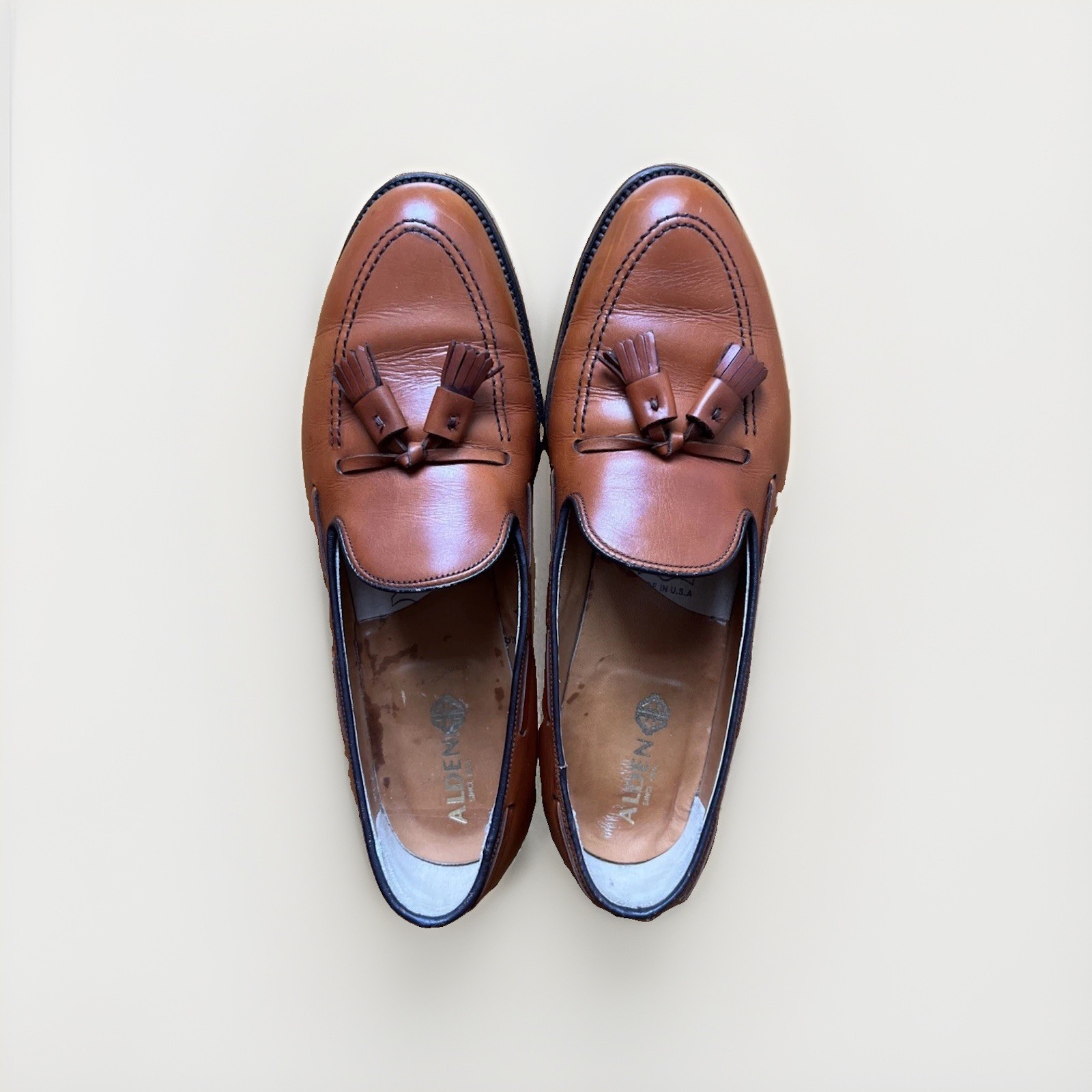 Alden 662 Burnished Tan Calfskin Tassel Loafer