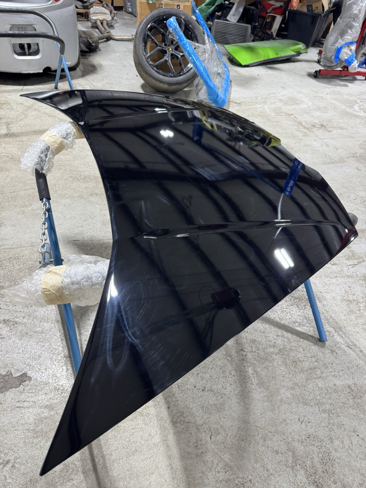 LAMBORGHINI HURACAN HOOD BONNET OEM USED 4T0823021D