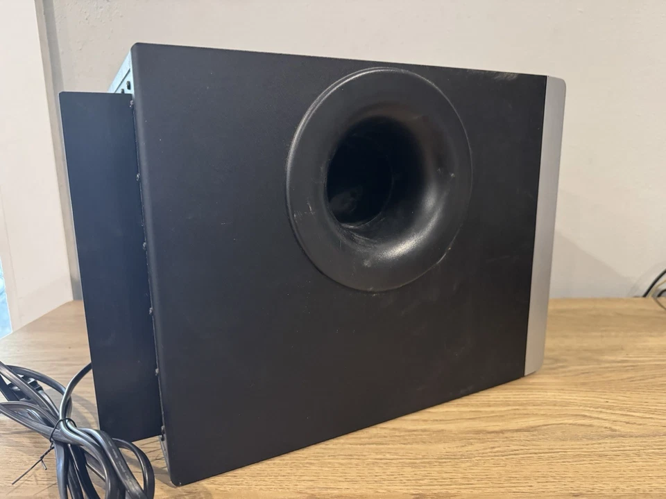 Genuine OEM Logitech Z-2300 THX Certified Subwoofer Speaker Computer Bass - Image 3 of 4