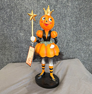 HallowHome Halloween Pumpkin Queen Figurine w/ Crown & Star Wand