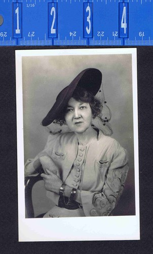 Stylish Woman in Hat & Jewelry West Va EKC REAL PHOTO RPPC Postcard 1930-40 - Picture 1 of 2
