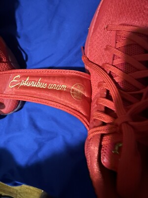 Nike Kyrie 2 Limited Gold Medal University Red Size 8 Gold Shoes