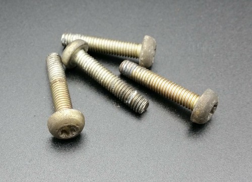 4x Schraube für Drosselklappe für FORD ESCORT MK6 1.6 16V XR3i 66kw