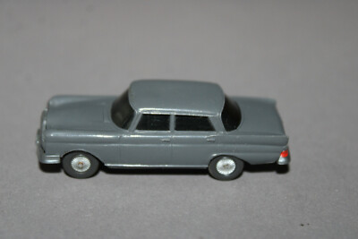 Wiking Modellauto 1:87 Mercedes 220 S   Bodenprägung WM  Altes Modell