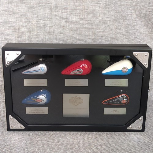 2006 Harley Davidson Collectible Gas Tank Set Glass Display Case Shadowbox - Picture 7 of 15