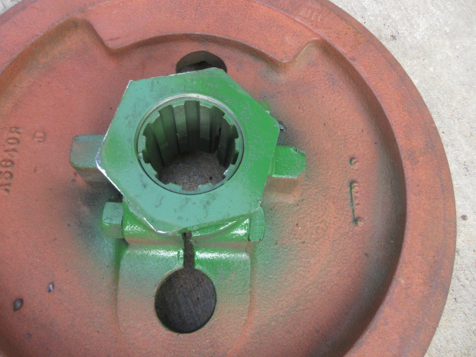 John Deere 620 630 gas LP Taper Lock Taper Loc Flywheel A5640R eBay