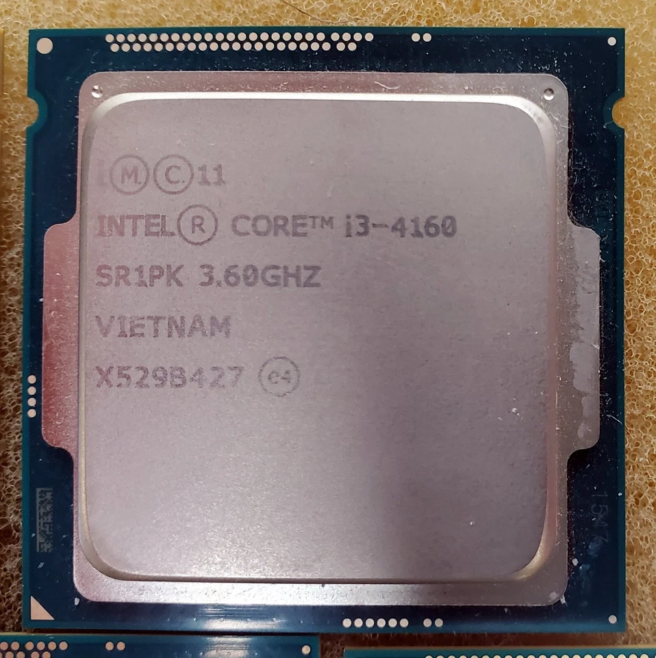 Mixed Lot of 5 Intel Core i3-4150 SR1PJ/i3-4160 SR1PK Desktop CPU Processors - Image 2 of 3