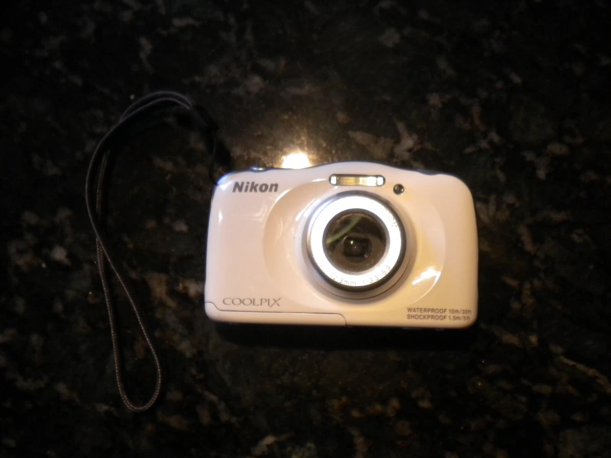 Nikon COOLPIX S33 13.2MP Digital Camera - White Waterproof- Shockproof