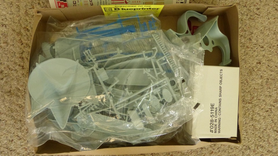 Star Trek USS Enterprise AMT ERTL Model Kit w/ Fiber Optic Lights 1994 ...