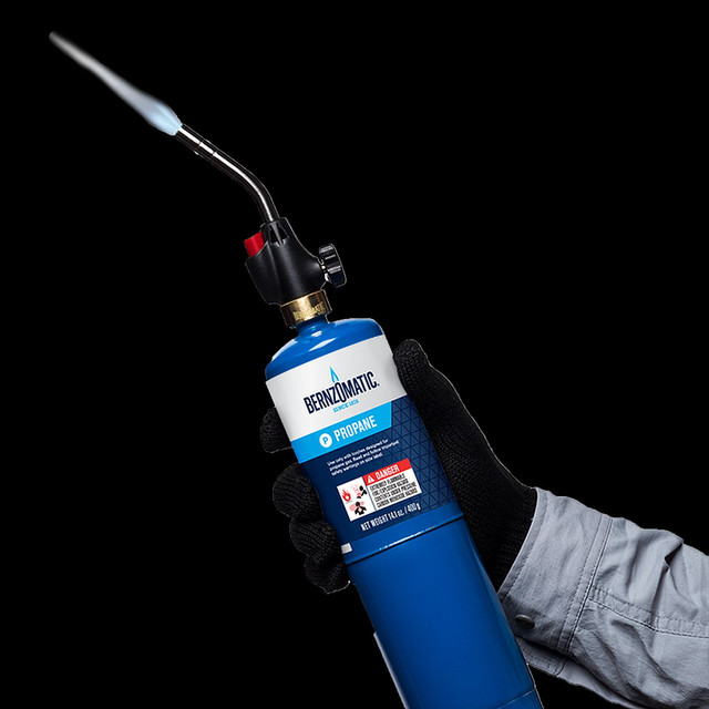 Basic BLOW TORCH KIT HandHeld WT2301 Torch + Propane Cylinder