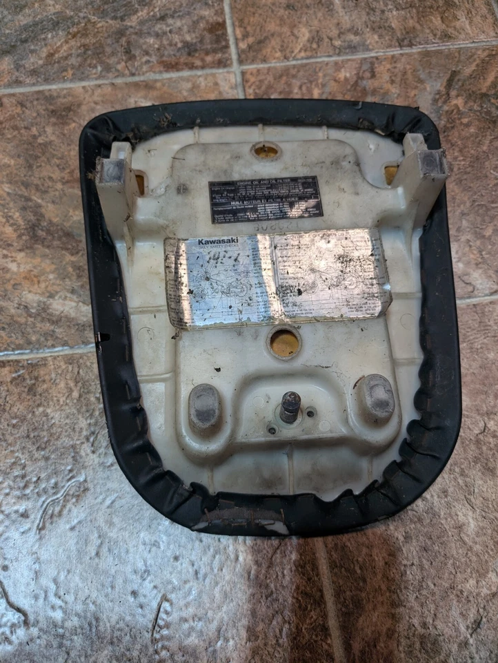 Kawasaki zx6r Pillion Rear Seat 1998-2002 G1/G2 J1J2 A1P - Изображение 4 из 4