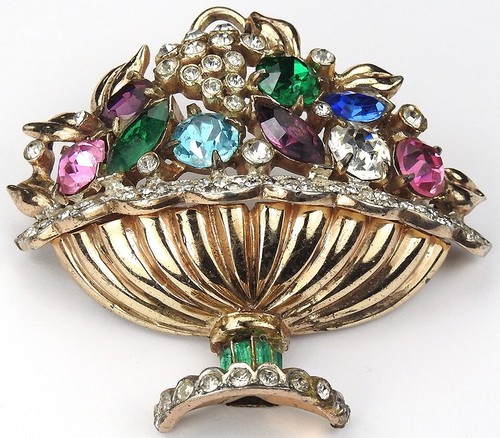 Corocraft Sterling Pave and Multicolour Stones Fruit and Flower Basket Pin - Bild 7 von 8
