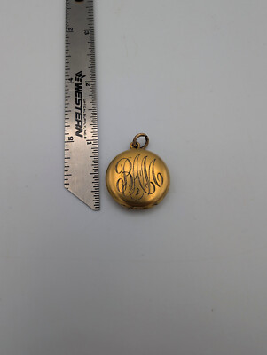 Antique Wightman & Hough Religious Goldtone Locket