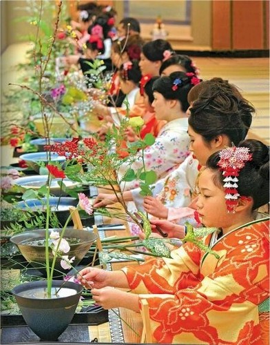 KYOTO SERENITY ~ NEW ASSOULINE HC - GORGEOUS BOOK ~ UNBELIEVABLE ILLUSTRATIONS - Photo 5/15