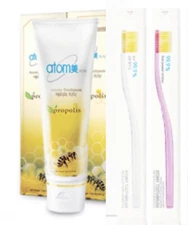 Atomy Toothpaste,GreenTeaExtractOralCare 1 X 200grams (1pcs), Toothbrush(2pcs)