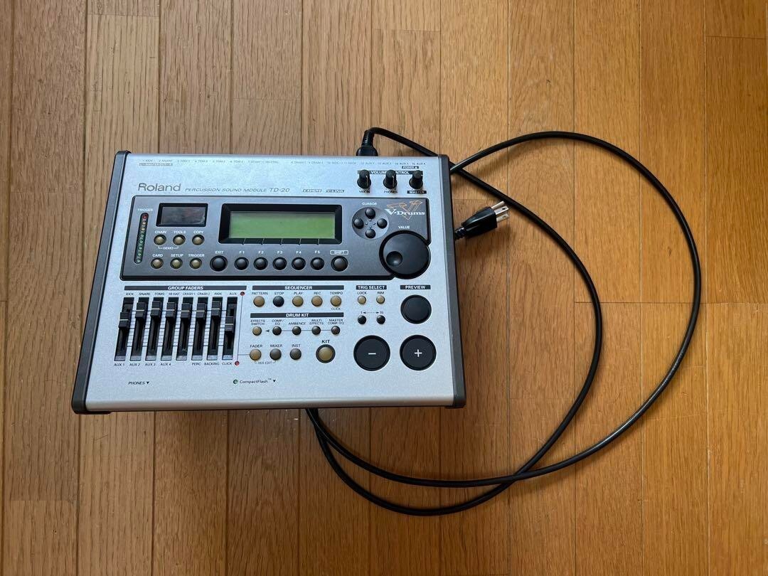 Roland V-Drums TD-20 +オマケ多数 Roland V-Drums Electric Drum Set with TD-20 Percussion Sound