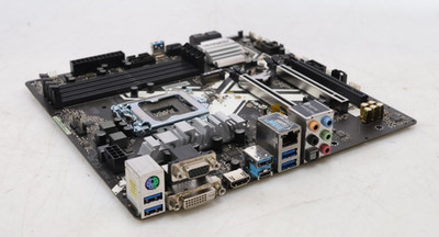 ASRock Z270M Extreme4 LGA1151 Micro-ATX DDR4 Motherboard w/ i7-7700K 4.2GHz CPU