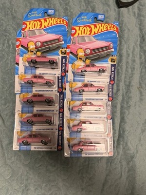 Hot Wheels The Simpsons Family Car 1:64 Diecast Screen Time Pink Unopened