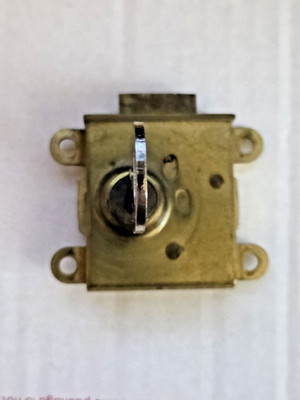 Automatic Electric 29S Lock And Key For Upper Housing 3 Slot Payphone