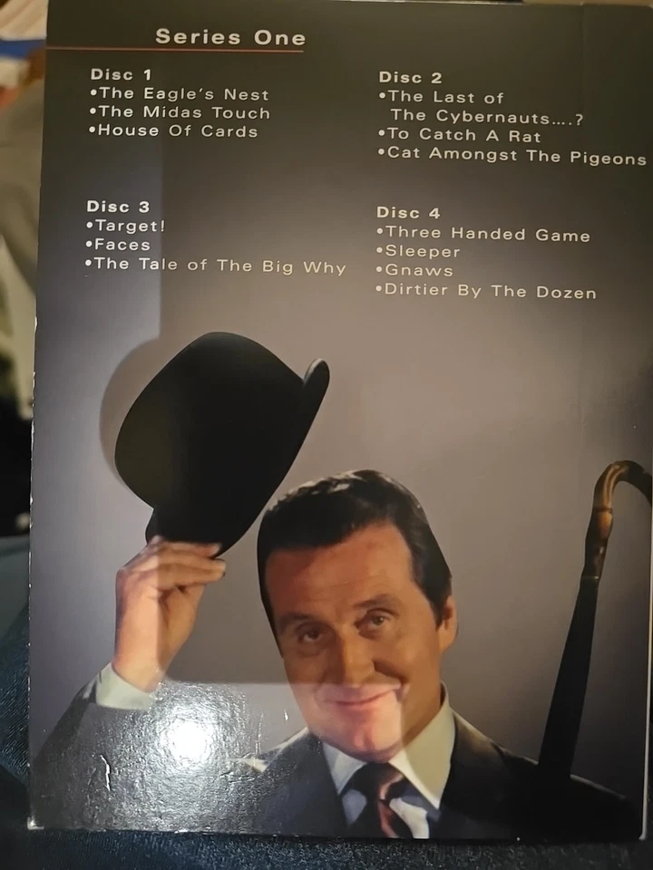 The New Avengers Complete Collection DVD Box Set 8 Discs, R2 - Image 4 of 4