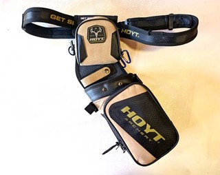 Hoyt Right Hand Side Quiver for Recurve Bow Nylon Black